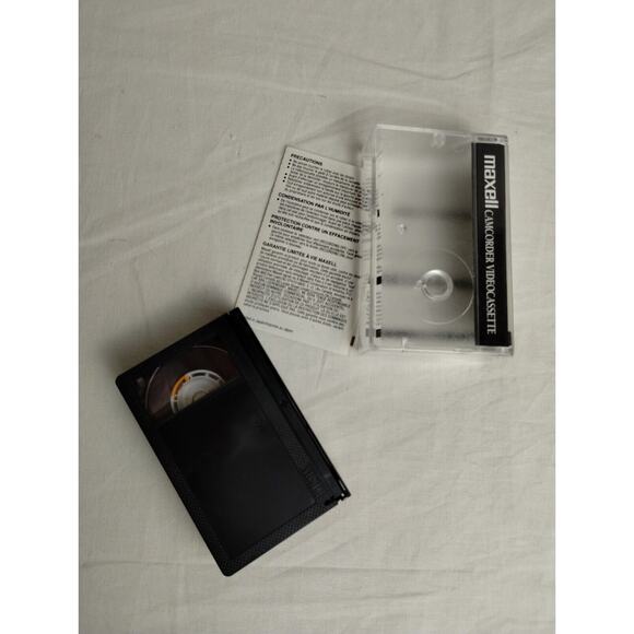 Maxell TC-30 VHS-C Camcorder Videocassette Tape HGX Gold Premium High Grade New - Picture 3 of 5